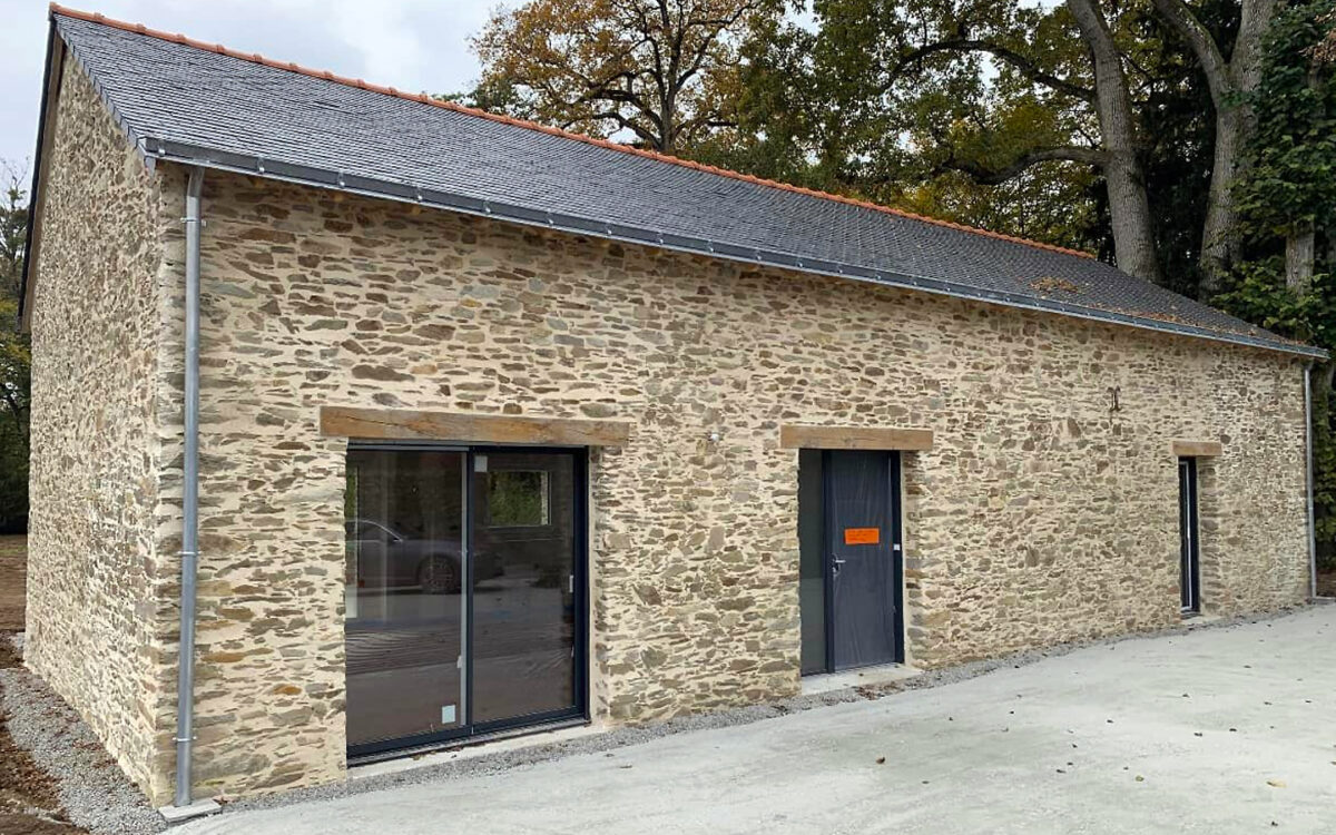 Réhabilitation ancienne grange maison individuelle